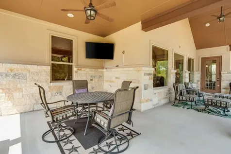 10222 Wessex Bend Iola TX 77861