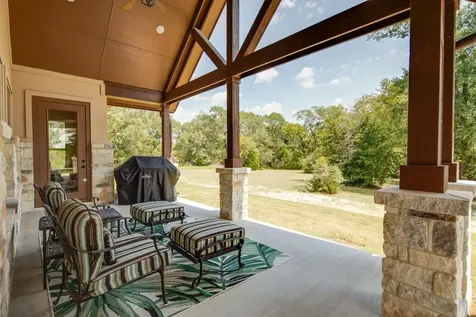 10222 Wessex Bend Iola TX 77861