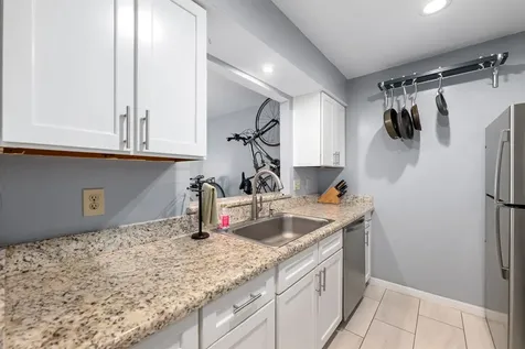 1212 Fairview Avenue I Houston TX 77006