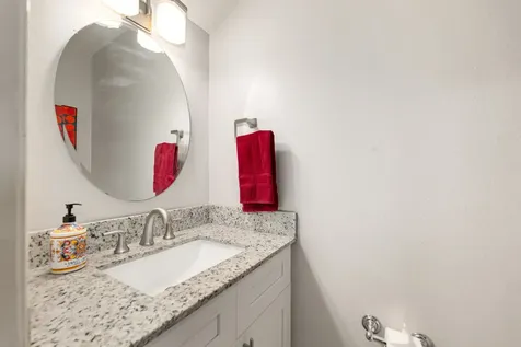 1212 Fairview Avenue I Houston TX 77006