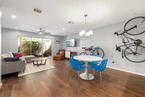 1212 Fairview Avenue I Houston TX 77006