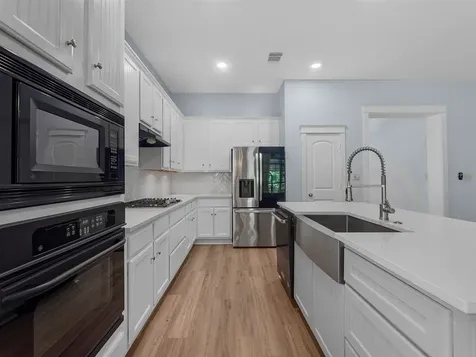 42 Silver Lute Place The Woodlands TX 77381
