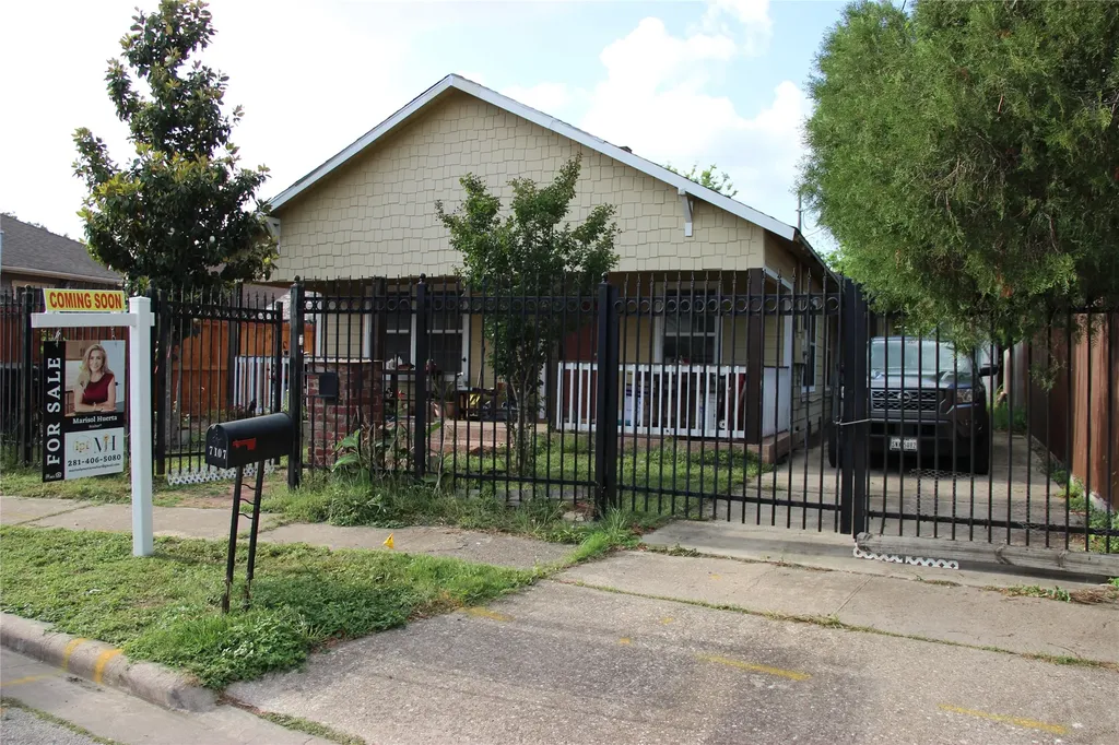 7107 Avenue I Houston TX 77011