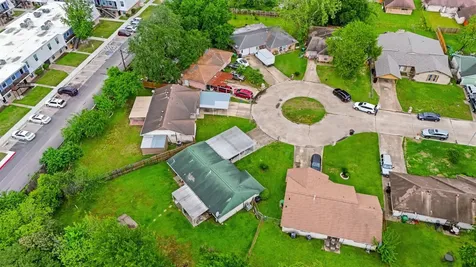 8619 Ardley Circle Houston TX 77088