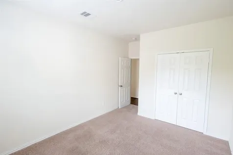 216 N Lynx Trail Montgomery TX 77316