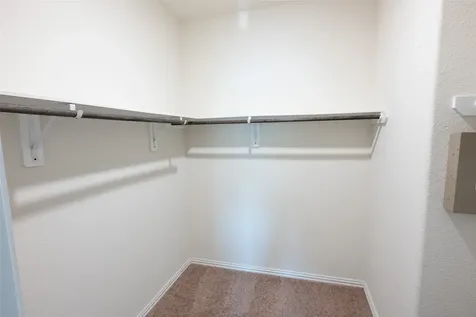 216 N Lynx Trail Montgomery TX 77316