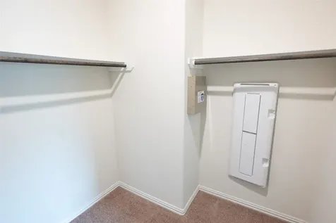 216 N Lynx Trail Montgomery TX 77316