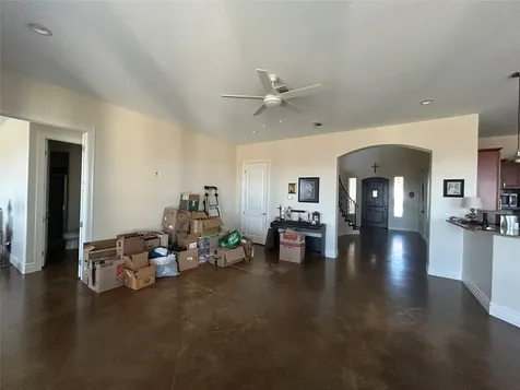 591 E Burgundy Bay Port O Connor TX 77982