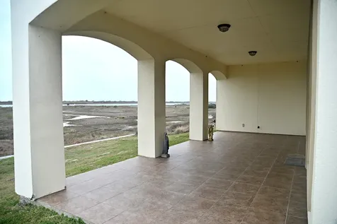 591 E Burgundy Bay Port O Connor TX 77982