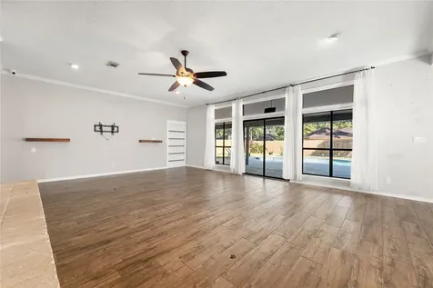 303 Narcissus Street Lake Jackson TX 77566