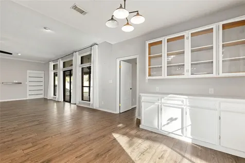 303 Narcissus Street Lake Jackson TX 77566