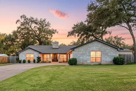 303 Narcissus Street Lake Jackson TX 77566