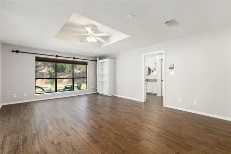 303 Narcissus Street Lake Jackson TX 77566