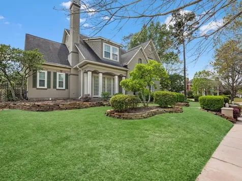 15 Golf Links Court Houston TX 77339