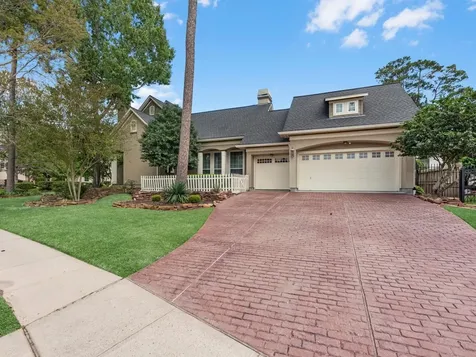 15 Golf Links Court Houston TX 77339