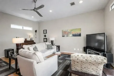4312 Floyd Street C Houston TX 77007
