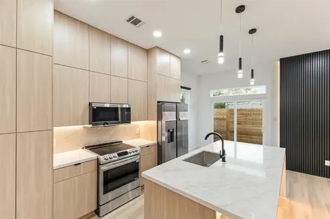 00 Bayou View Drive Houston TX 77091