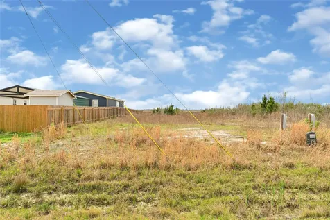 345 Road 5501 Cleveland TX 77327