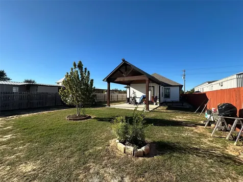 2210 Road 5500 Cleveland TX 77327