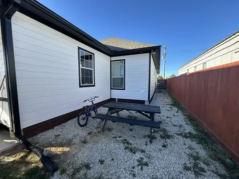 2210 Road 5500 Cleveland TX 77327