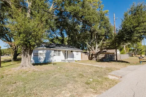 2518 Daugherty Street Waller TX 77484