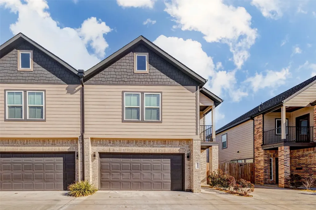 4677 Bellfort Street B Houston TX 77051