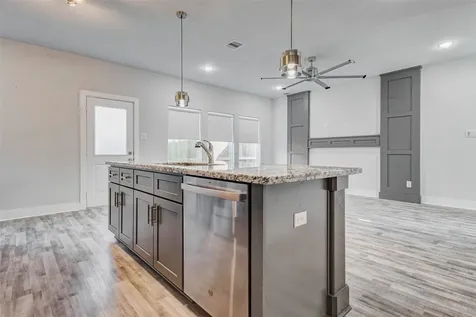 4677 Bellfort Street B Houston TX 77051