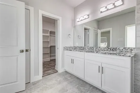 4677 Bellfort Street B Houston TX 77051