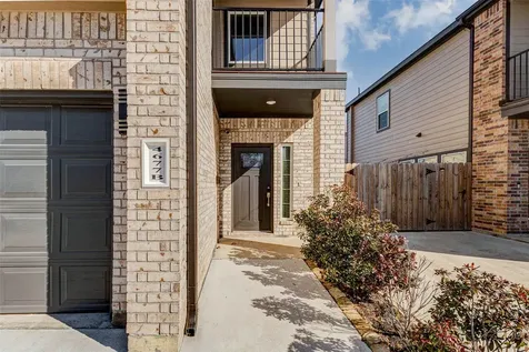 4677 Bellfort Street B Houston TX 77051