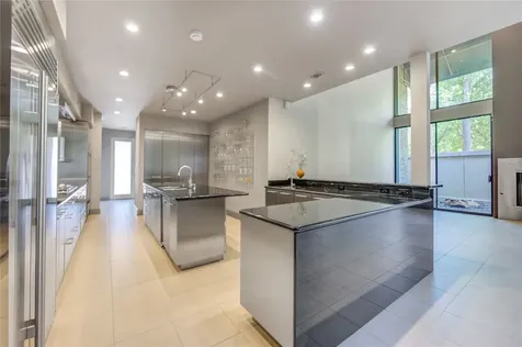 5 River Hollow Lane Houston TX 77027