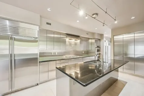 5 River Hollow Lane Houston TX 77027