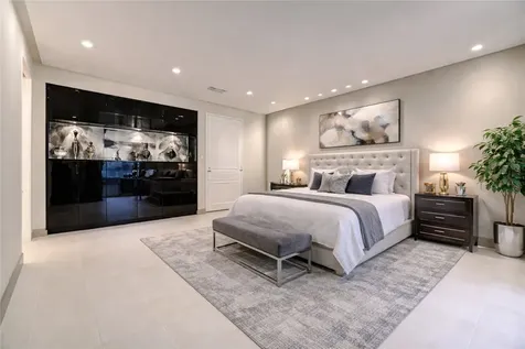 5 River Hollow Lane Houston TX 77027