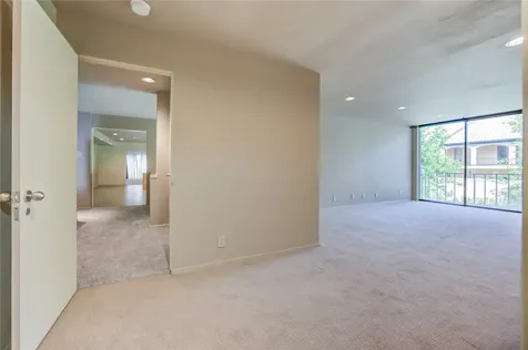 5 River Hollow Lane Houston TX 77027