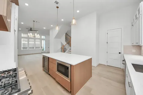 4819 Austin Street A Houston TX 77004