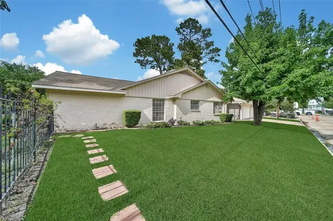 4902 Dunsmere Street Houston TX 77018