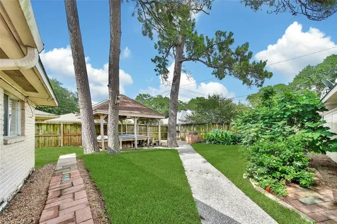 4902 Dunsmere Street Houston TX 77018