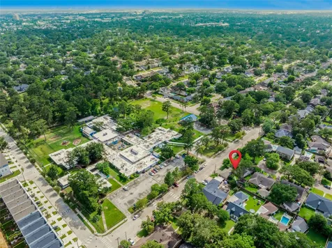 4902 Dunsmere Street Houston TX 77018