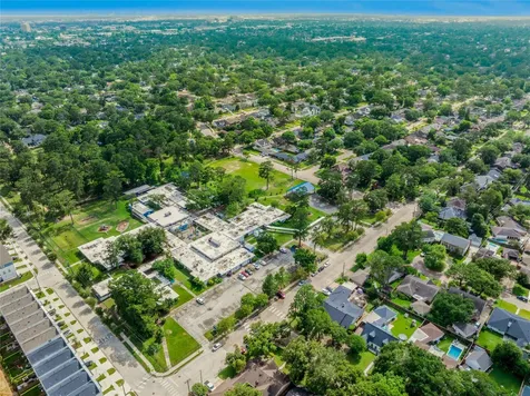 4902 Dunsmere Street Houston TX 77018