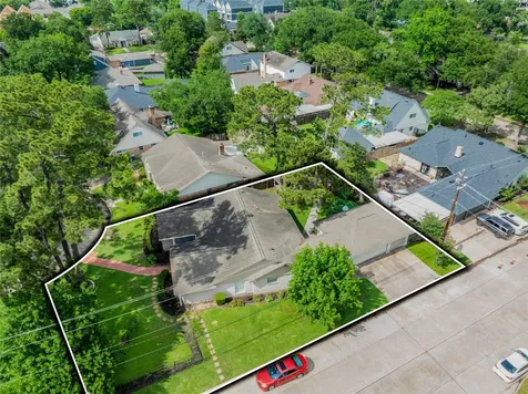 4902 Dunsmere Street Houston TX 77018
