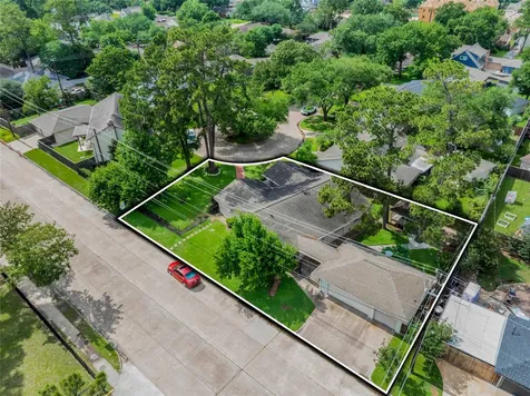 4902 Dunsmere Street Houston TX 77018