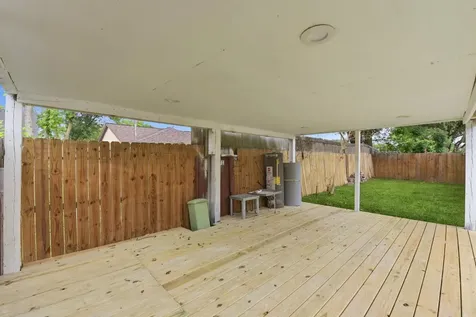 6718 Deer Ridge Lane Houston TX 77086