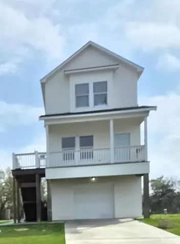 6311 White Oak Drive Hitchcock TX 77563