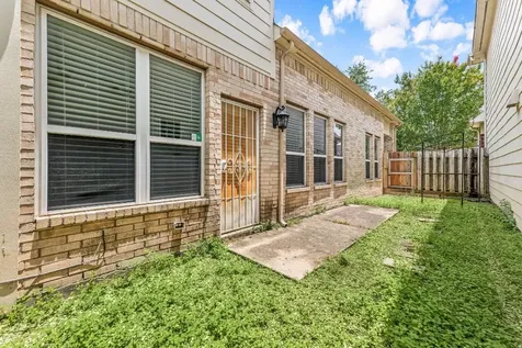 7559 Autumn Sun Drive Houston TX 77083