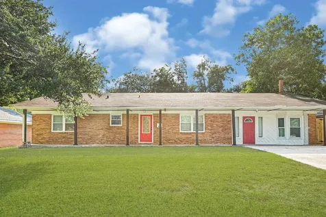 1806 Clayton Drive Baytown TX 77520