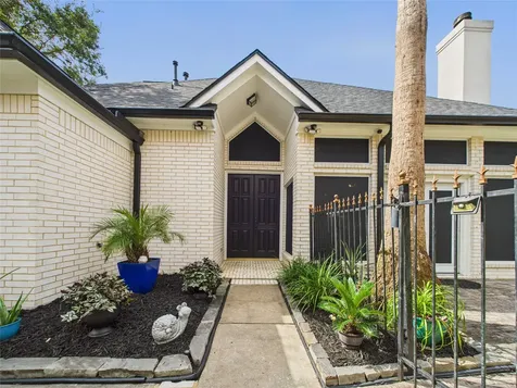 203 Las Brisas Street Kemah TX 77565