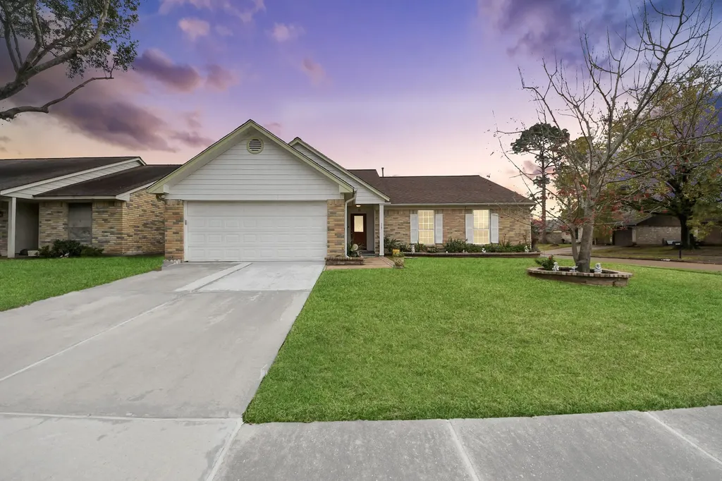 17702 Poppy Trails Lane Houston TX 77084