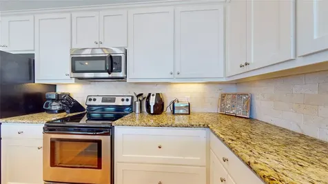 1121 Blue Water Drive Crystal Beach TX 77650