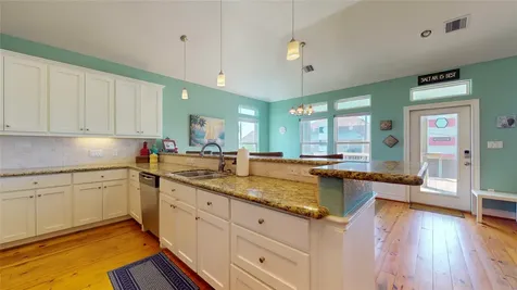 1121 Blue Water Drive Crystal Beach TX 77650
