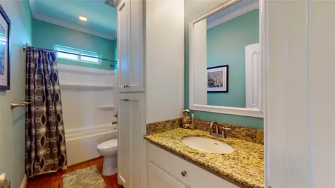 1121 Blue Water Drive Crystal Beach TX 77650