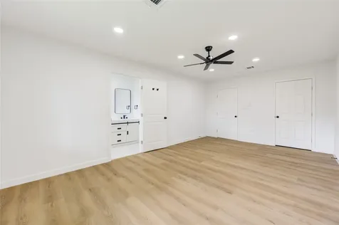 863 Marcolin Street Houston TX 77088